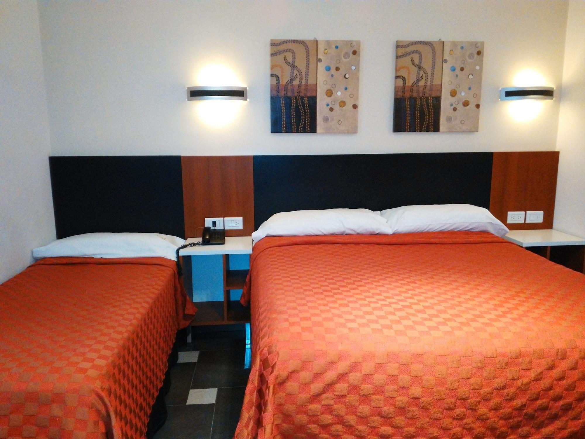 Hotel A&B Internacional Буенос Айрес Екстериор снимка