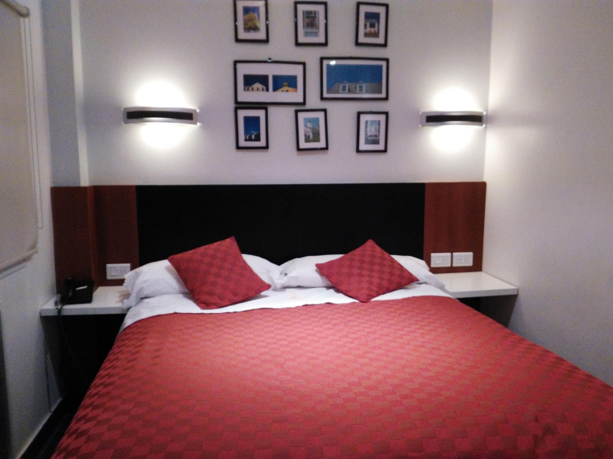 Hotel A&B Internacional Буенос Айрес Екстериор снимка