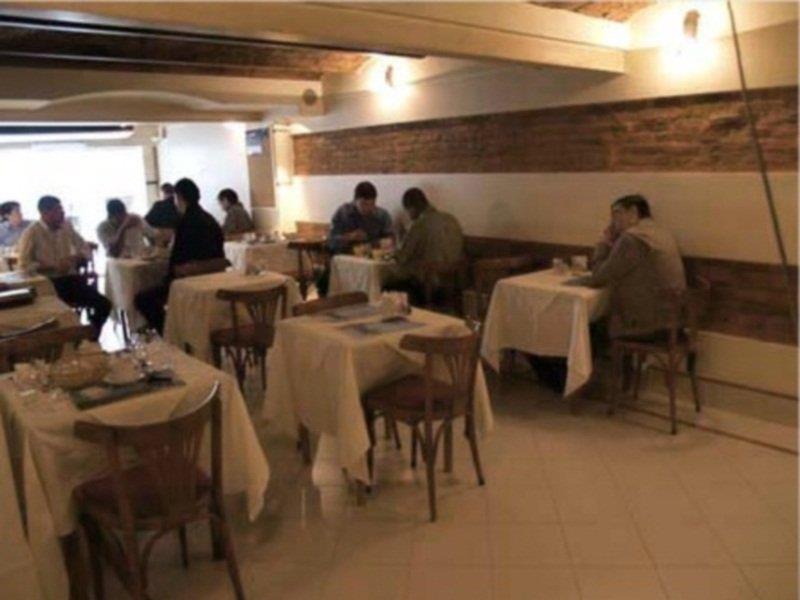Hotel A&B Internacional Буенос Айрес Екстериор снимка